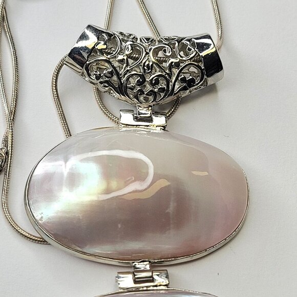 Mother of Pearl Pendant Necklace, Mother of Pearl and Silver Pendant Necklace - Picture 5 of 15